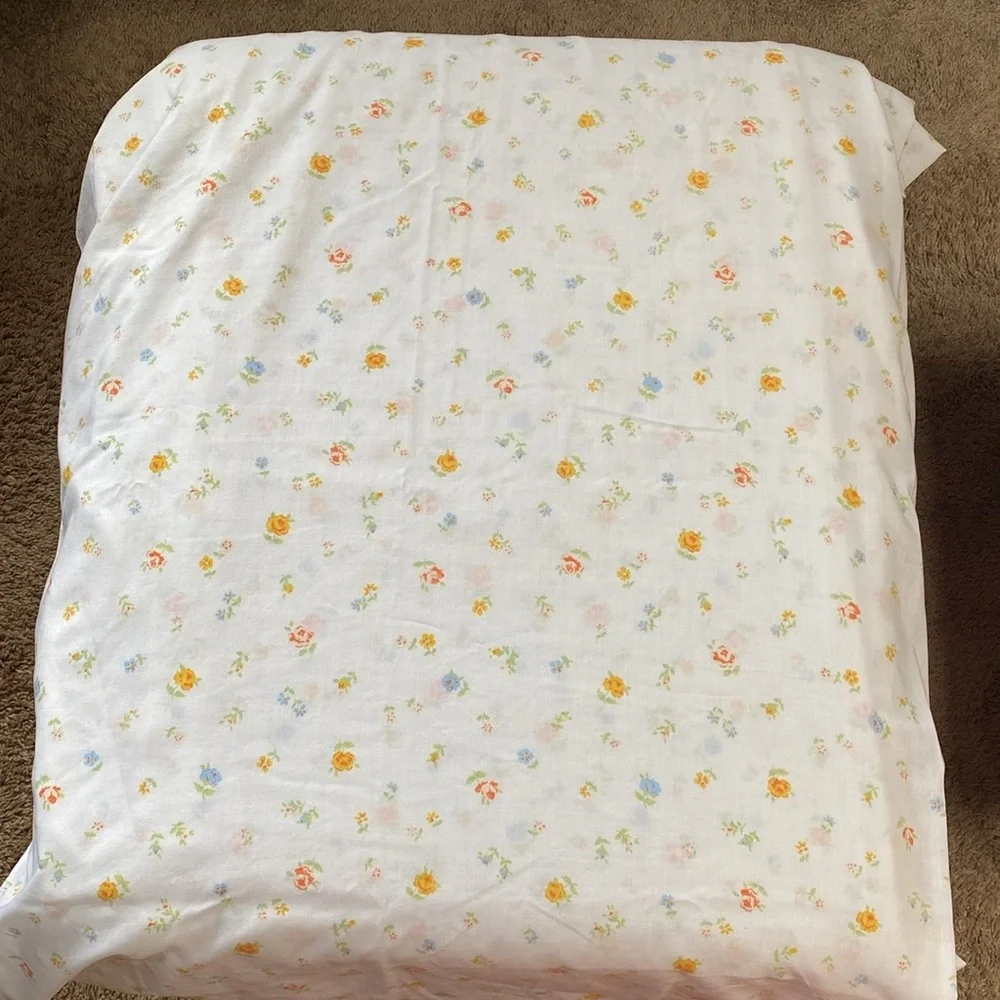 FINAL PRICE $10 70’s Sears Roebuck Cottagecore Floral Print Twin Sheet Fabric - Picture 2 of 4